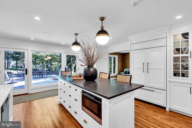 176 ROLLING HILL RD, Skillman, NJ 08558