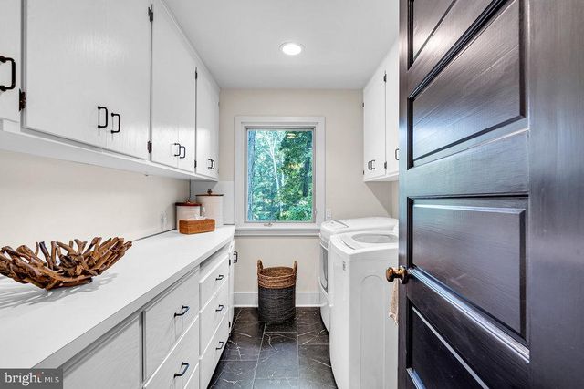 176 ROLLING HILL RD, Skillman, NJ 08558