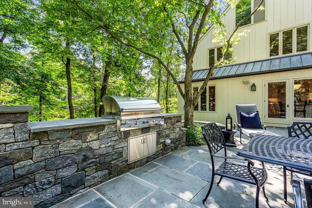 176 ROLLING HILL RD, Skillman, NJ 08558