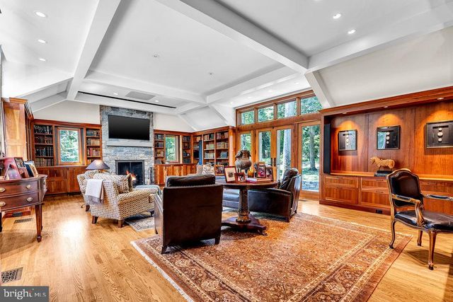 176 ROLLING HILL RD, Skillman, NJ 08558