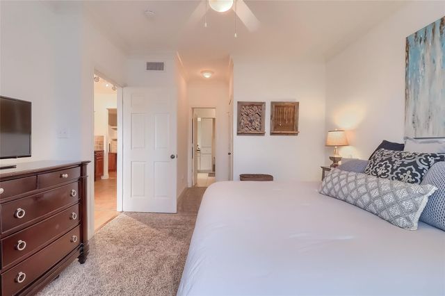 7701 Rialto BLVD 1128, Austin, TX 78735