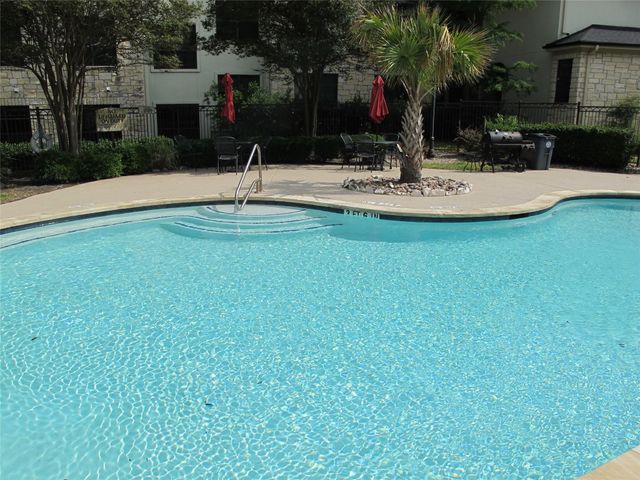 7701 Rialto BLVD 1128, Austin, TX 78735
