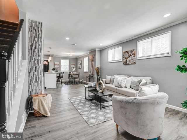 3812 MIDHEIGHTS RD, Baltimore, MD 21215