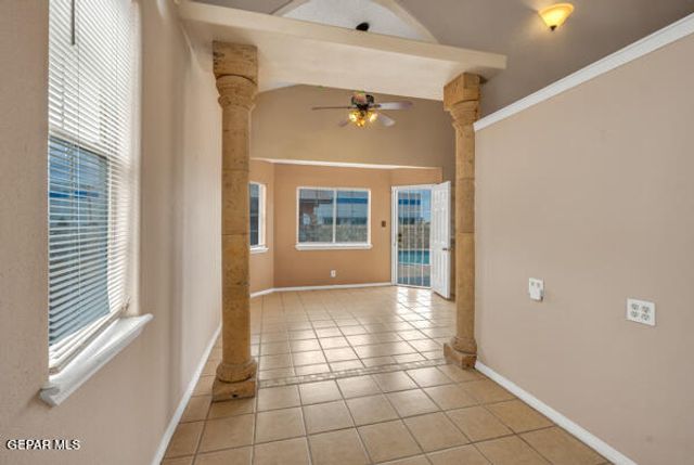 9813 La Morenita Circle, El Paso, TX 79927