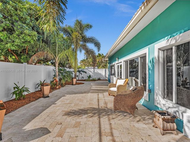 2650 NE 20th St, Pompano Beach, FL 33062