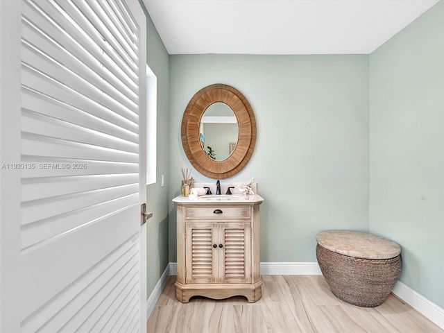 2650 NE 20th St, Pompano Beach, FL 33062