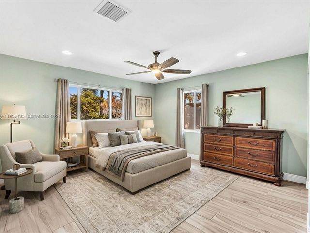 2650 NE 20th St, Pompano Beach, FL 33062