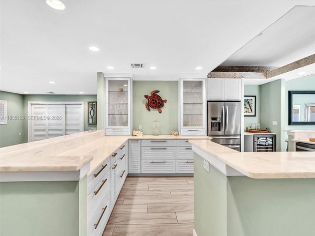 2650 NE 20th St, Pompano Beach, FL 33062