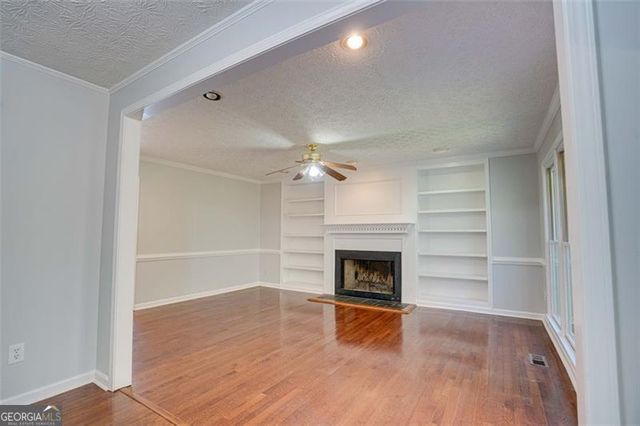 1721 BRUCKNER Court, Snellville, GA 30078