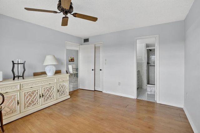 8130 Sunrise Lakes Boulevard 309, Sunrise, FL 33322