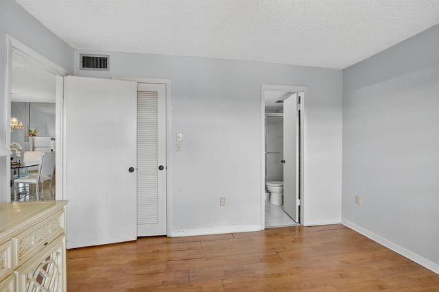 8130 Sunrise Lakes Boulevard 309, Sunrise, FL 33322