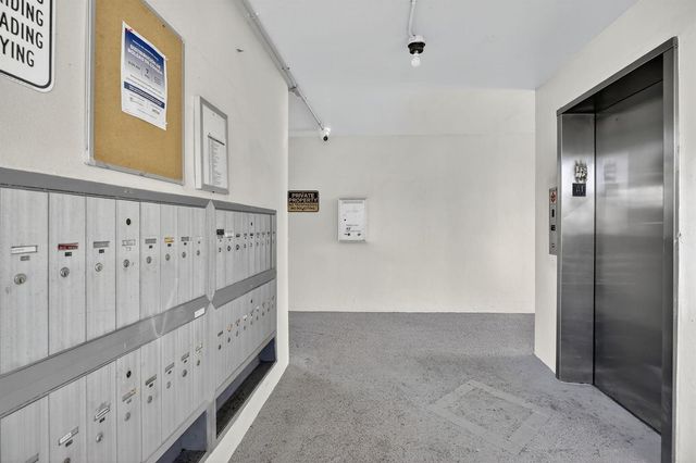 8130 Sunrise Lakes Boulevard 309, Sunrise, FL 33322