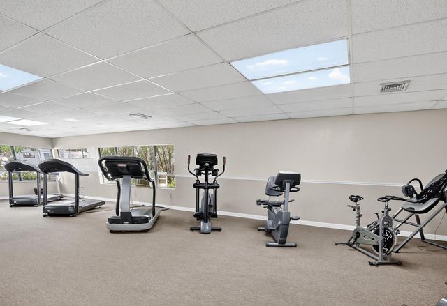 8130 Sunrise Lakes Boulevard 309, Sunrise, FL 33322