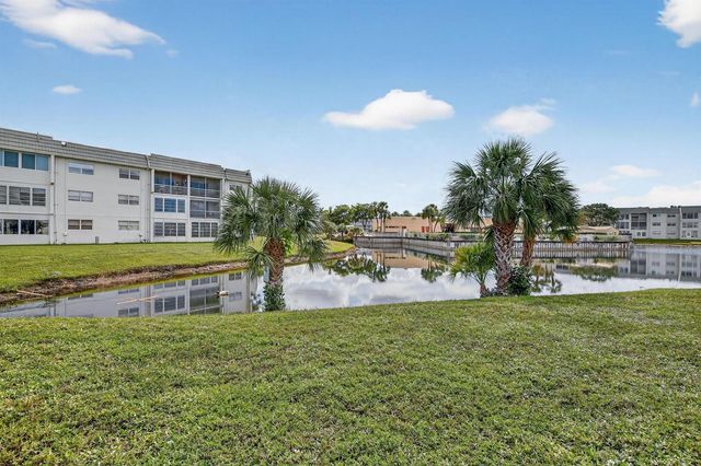 8130 Sunrise Lakes Boulevard 309, Sunrise, FL 33322
