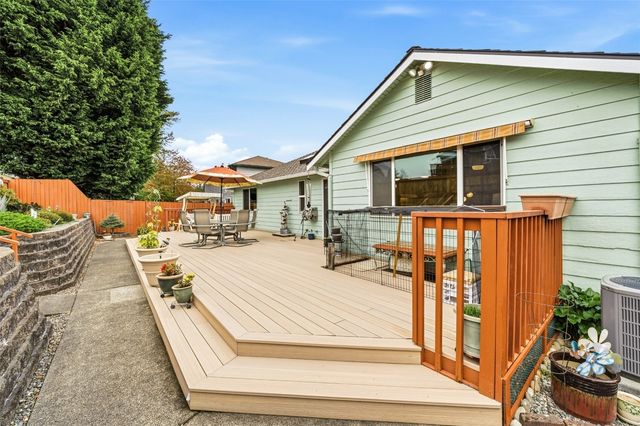 34701 31st Place SW, Federal Way, WA 98023