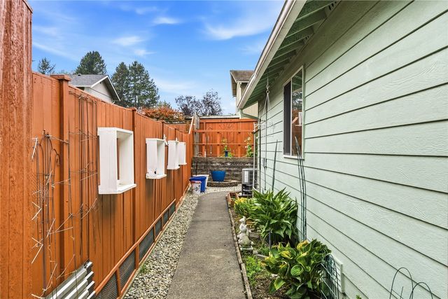 34701 31st Place SW, Federal Way, WA 98023