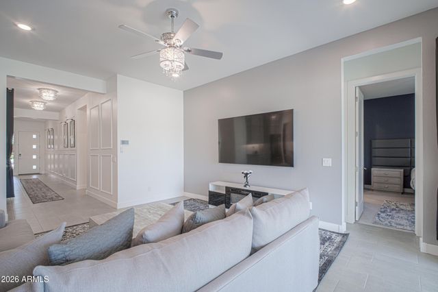1180 E Cherrywood Place, Chandler, AZ 85249