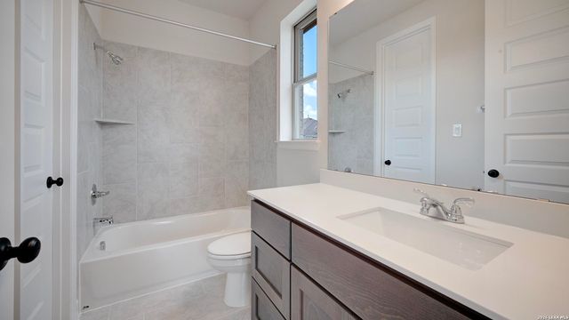 2603 Vistablue Lane, San Antonio, TX 78245