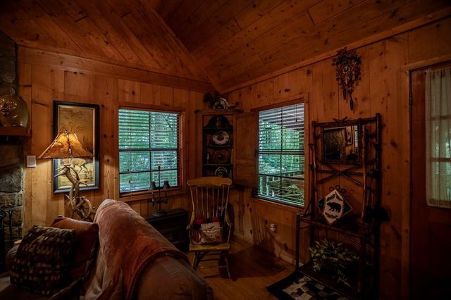 2968 Hooper Branch Road, Hiawassee, GA 30546