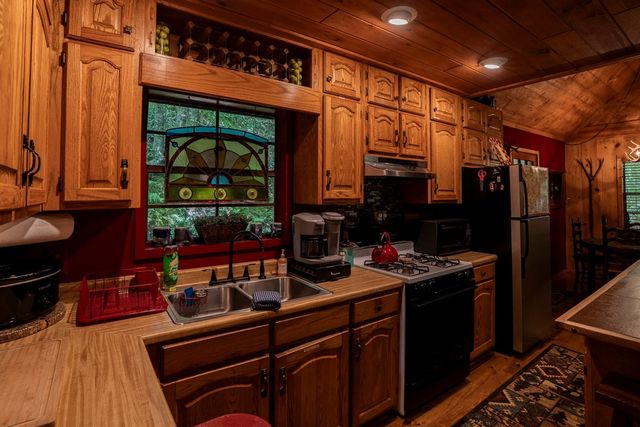 2968 Hooper Branch Road, Hiawassee, GA 30546