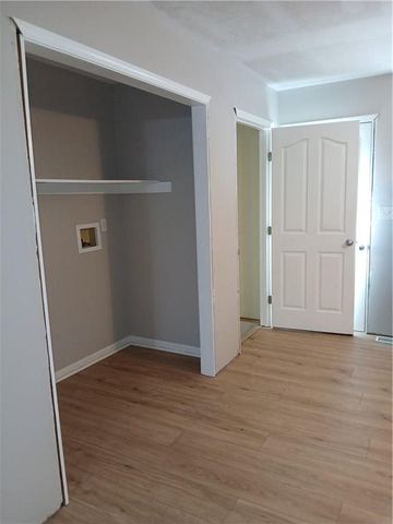 15 Valley Road, Liberty, MO 64068