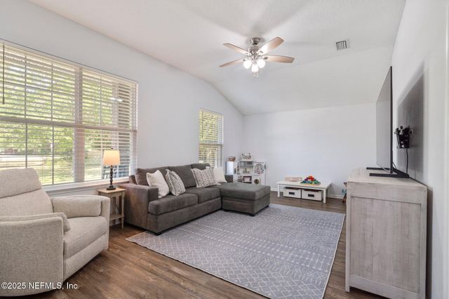 1309 FOXMEADOW Trail, Middleburg, FL 32068