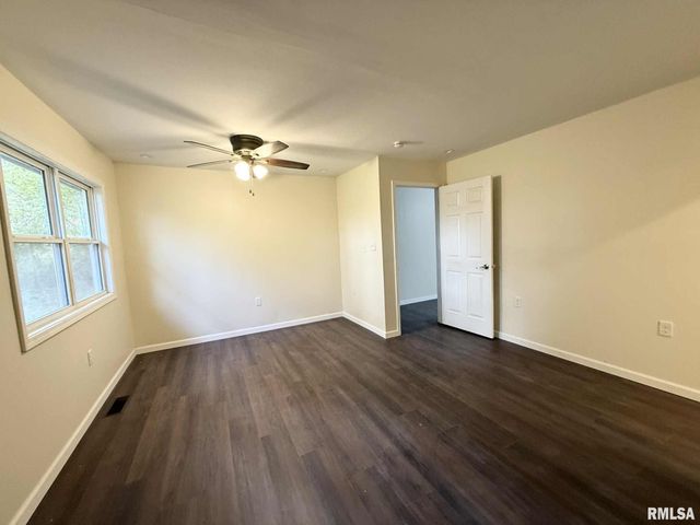 8694 Old Highway 13, Murphysboro, IL 62966