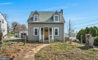 916 N SPRING ST, Middletown, PA 17057