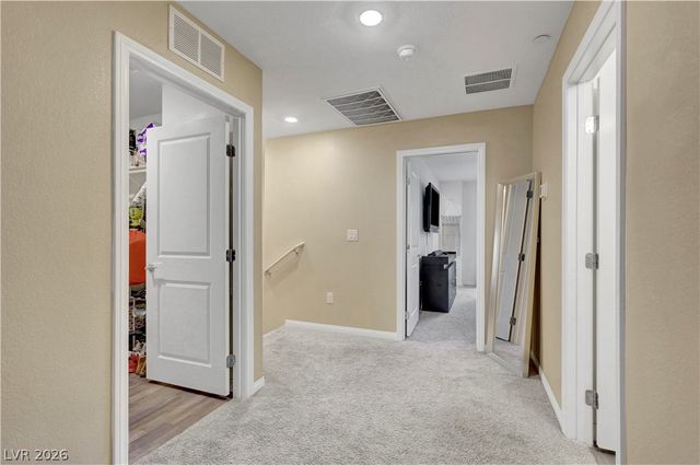 2650 Wimbledon White Court, North Las Vegas, NV 89086