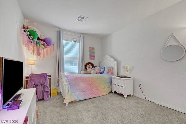 2650 Wimbledon White Court, North Las Vegas, NV 89086