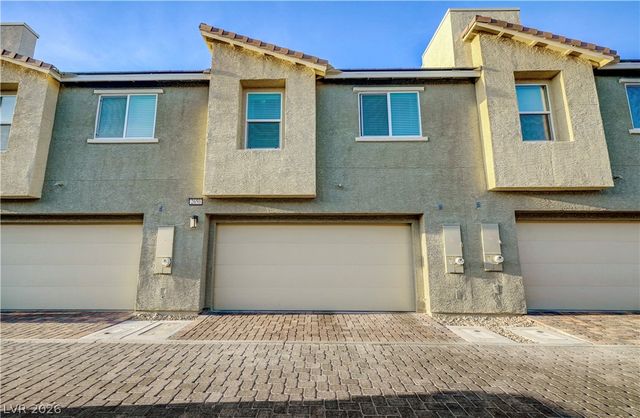 2650 Wimbledon White Court, North Las Vegas, NV 89086