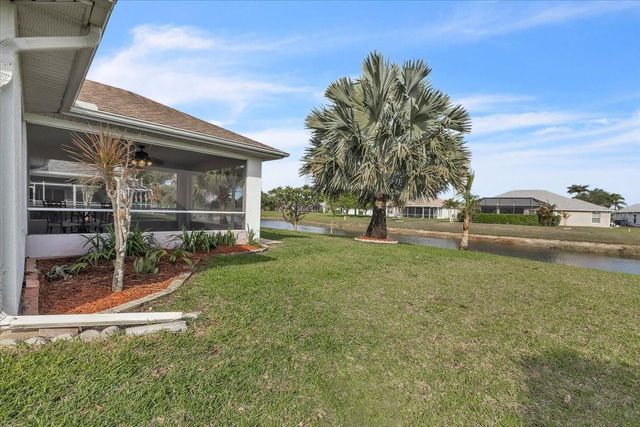 8571 GASSNER WAY, Lehigh Acres, FL 33972