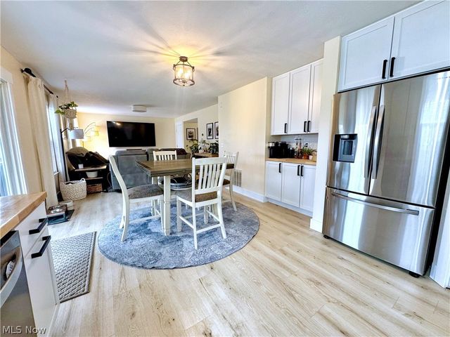 784 Millstream Run, Macedonia, OH 44056