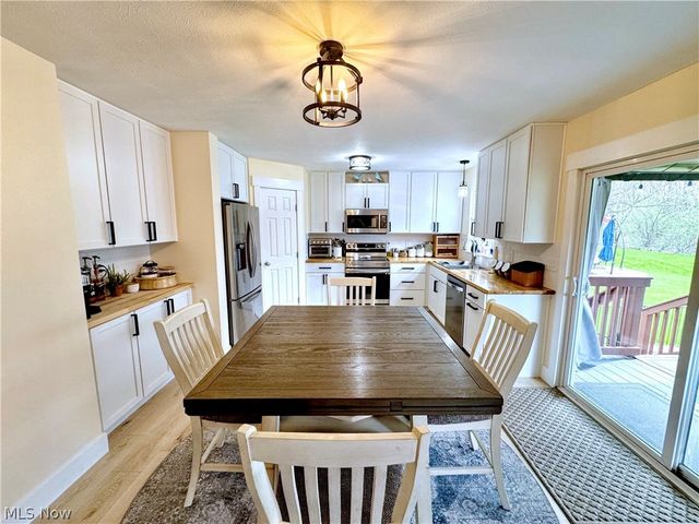784 Millstream Run, Macedonia, OH 44056
