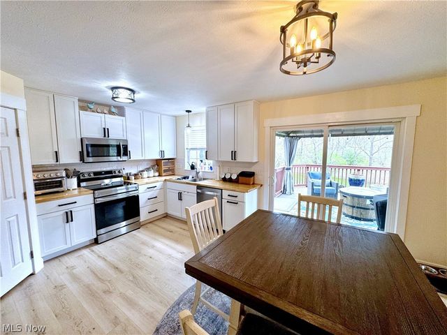 784 Millstream Run, Macedonia, OH 44056