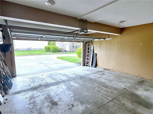 784 Millstream Run, Macedonia, OH 44056