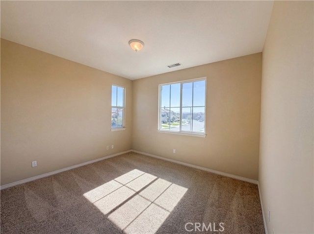 28327 Serenity Falls Way, Menifee, CA 92585