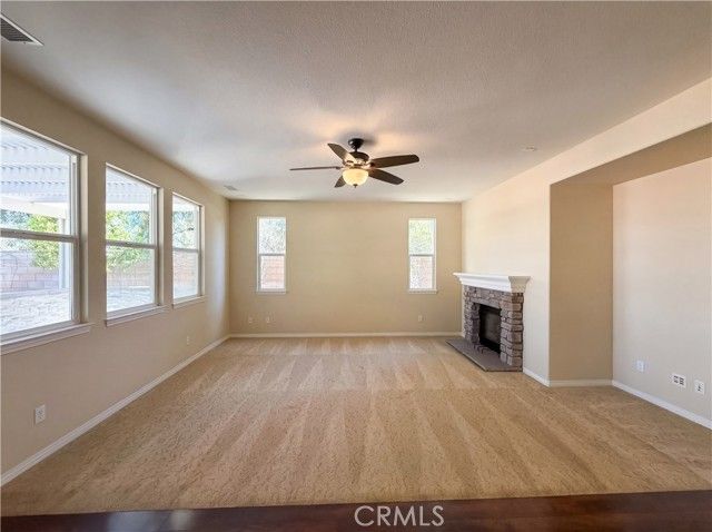 28327 Serenity Falls Way, Menifee, CA 92585