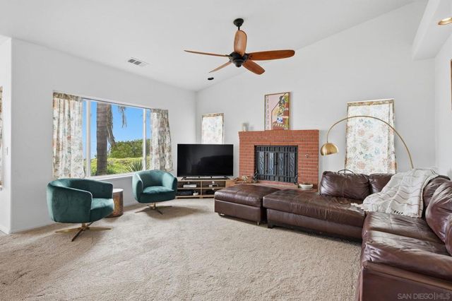 31732 Tracy Lyn Dr, Valley Center, CA 92082