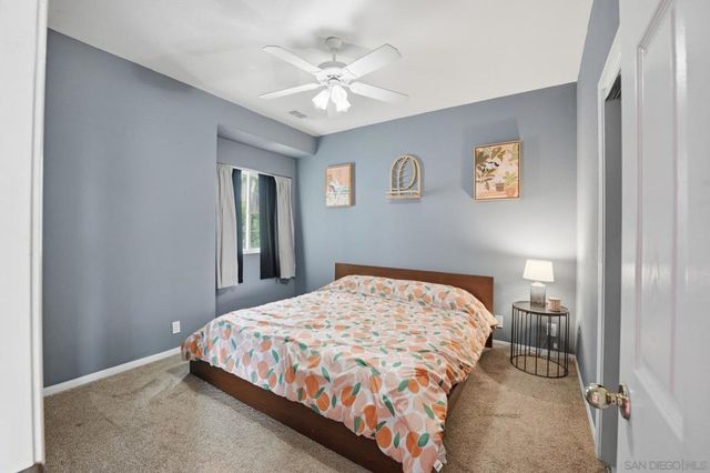 31732 Tracy Lyn Dr, Valley Center, CA 92082