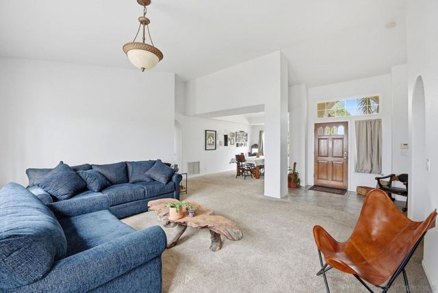 31732 Tracy Lyn Dr, Valley Center, CA 92082