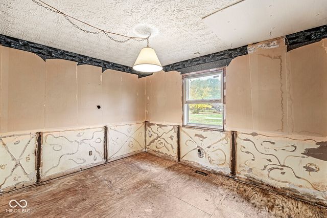 2193 W 100 N, Greenfield, IN 46140