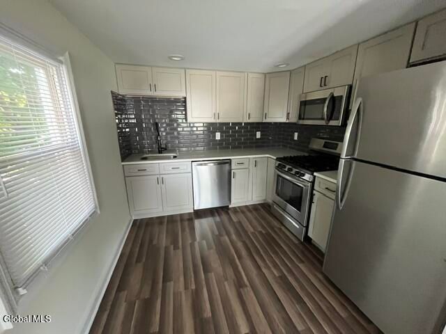 4 Katherine Road, Colonie, NY 12205