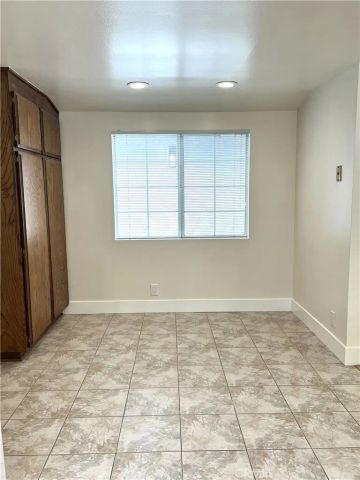 1319 Paseo Encinas, San Dimas, CA 91773