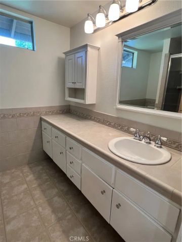 1319 Paseo Encinas, San Dimas, CA 91773
