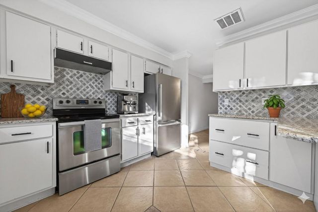 11608 Village Place Drive 334, Houston, TX 77077