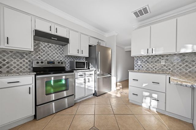 11608 Village Place Drive 334, Houston, TX 77077