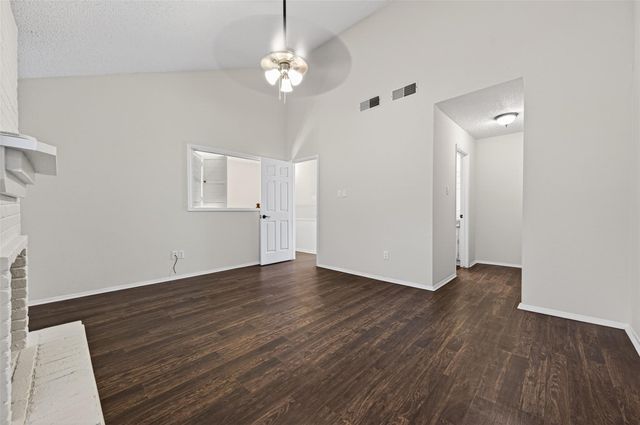 11608 Village Place Drive 334, Houston, TX 77077