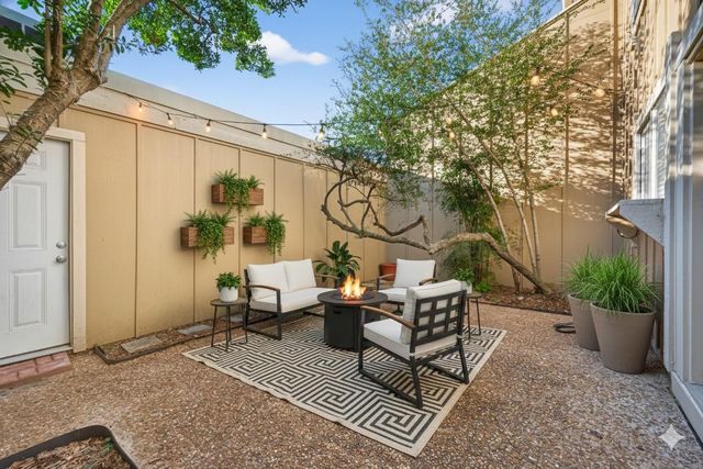 11608 Village Place Drive 334, Houston, TX 77077