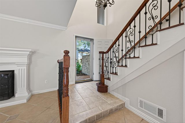 11608 Village Place Drive 334, Houston, TX 77077